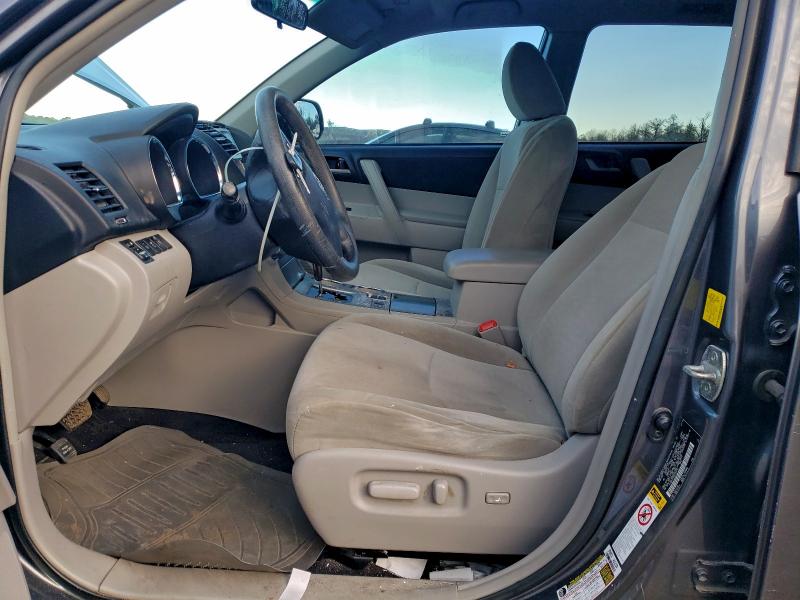 Photo 7 from auction – 2011 TOYOTA HIGHLANDER with VIN 5TDBK3EH8BS066797