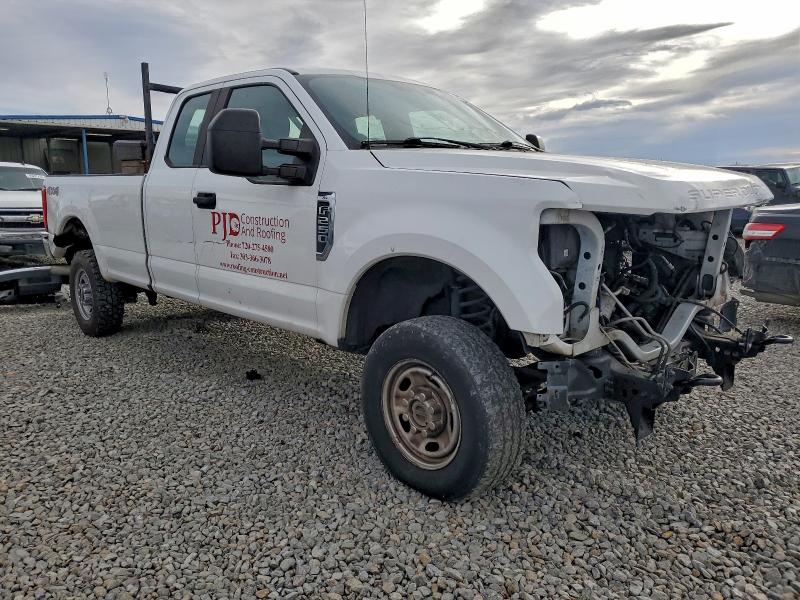 Photo 4 from auction – 2017 FORD F250 SUPER with VIN 1FT7X2B60HED31781