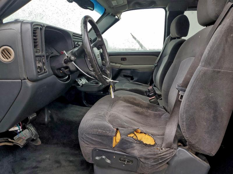 Photo 7 from auction – 2000 CHEVROLET SILVERADO with VIN 2GCEC19T2Y1384475