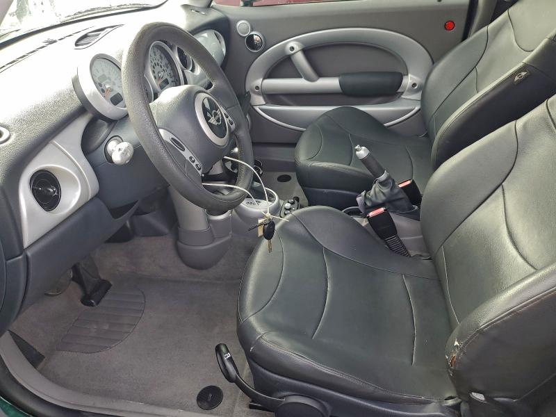 Photo 7 from auction – 2004 MINI COOPER with VIN WMWRC33414TJ53485