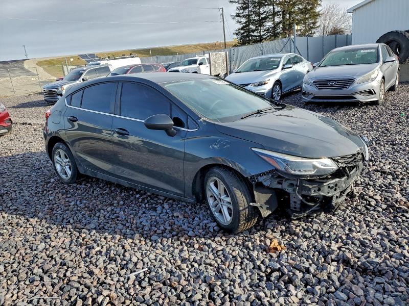 Photo 4 from auction – 2018 CHEVROLET CRUZE LT with VIN 3G1BE6SM7JS653781