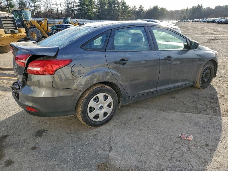 Photo 3 from auction – 2018 FORD FOCUS S with VIN 1FADP3E22JL202126