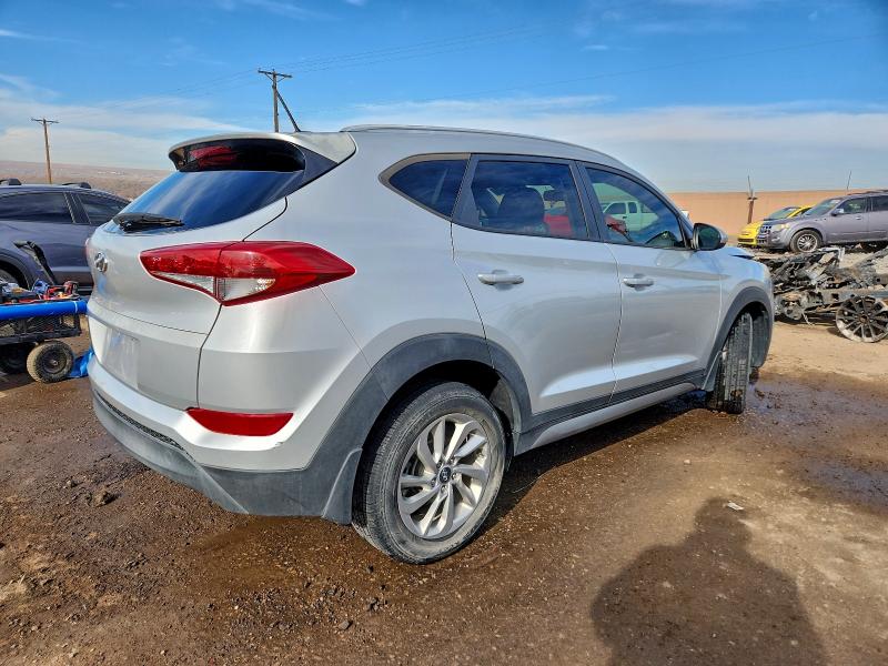 Photo 3 from auction – 2017 HYUNDAI TUCSON with VIN KM8J33A4XHU294697