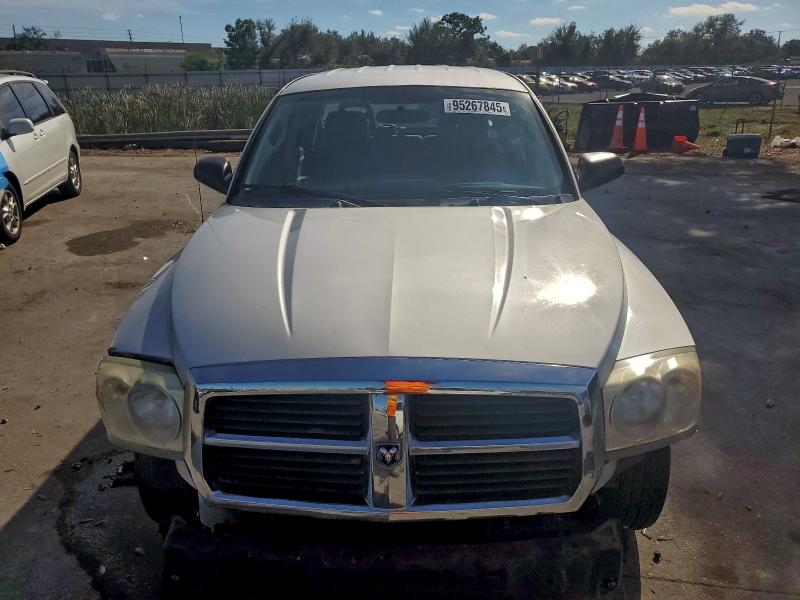 Photo 5 from auction – 2005 DODGE DAKOTA QUA with VIN 1D7HE48K15S160651