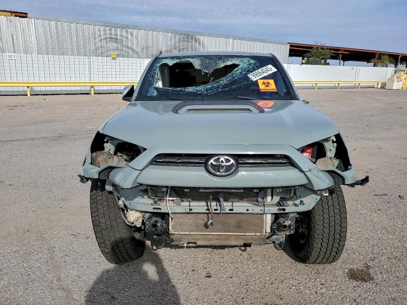 Photo 5 from auction – 2022 TOYOTA 4RUNNER SR with VIN JTERU5JR2N6013662