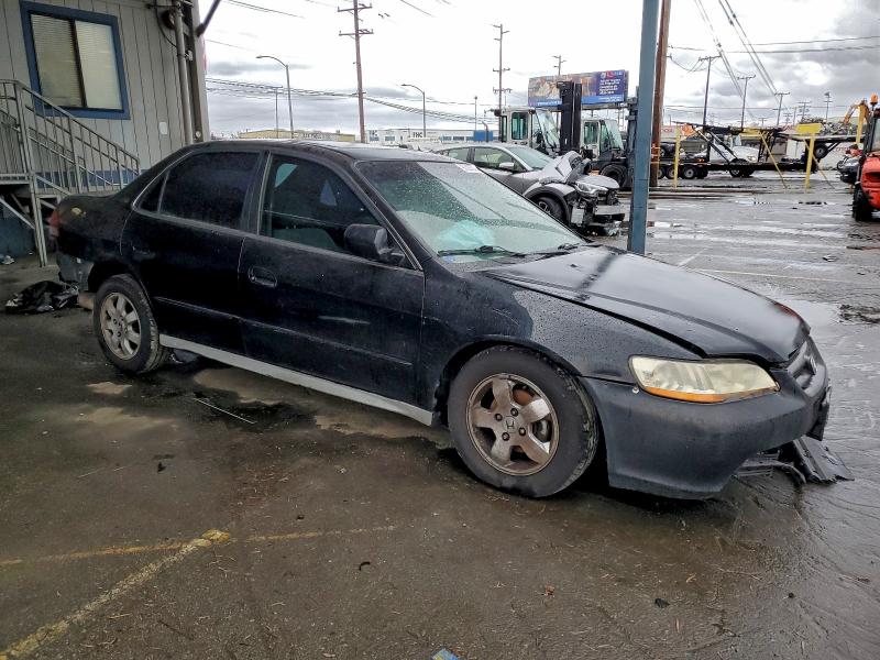 Photo 4 from auction – 2001 HONDA ACCORD EX with VIN JHMCG66871C010192