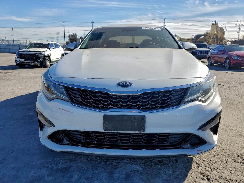Photo 5 from auction – 2019 KIA OPTIMA with VIN 5XXGT4L34KG374521