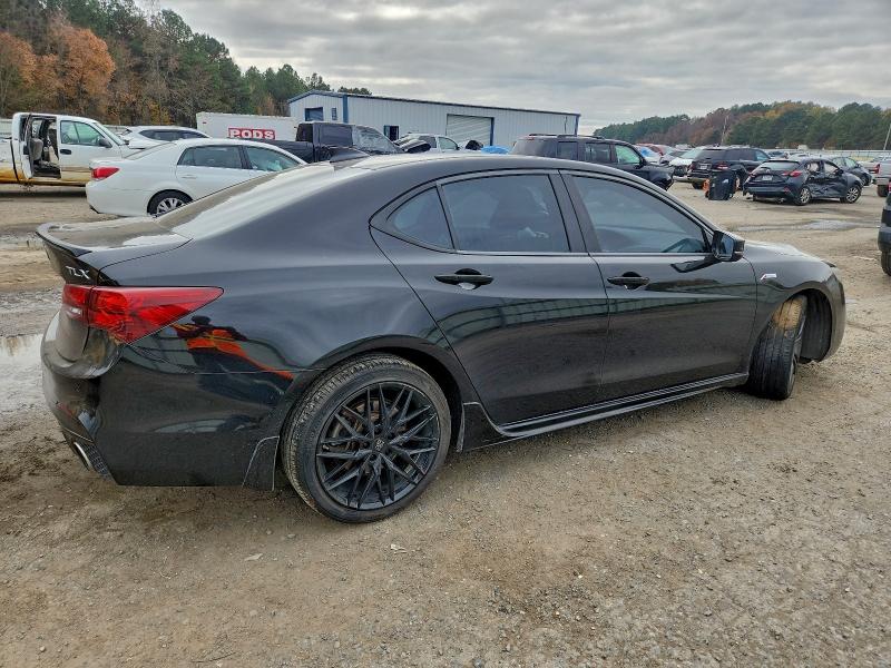 Photo 3 from auction – 2018 ACURA TLX with VIN 19UUB2F62JA010013