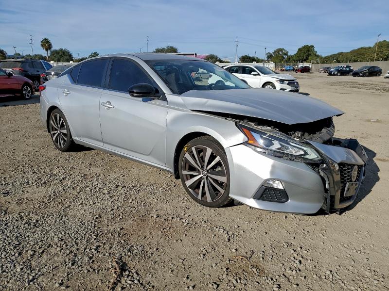 Photo 4 from auction – 2019 NISSAN ALTIMA SR with VIN 1N4BL4CV4KN317841