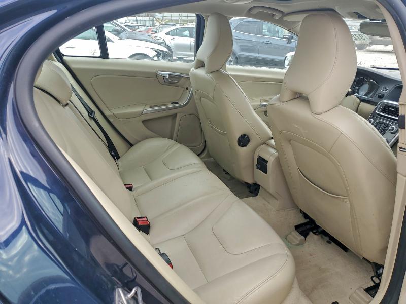 Photo 10 from auction – 2015 VOLVO S60 PREMIE with VIN YV1612TK2F2332268