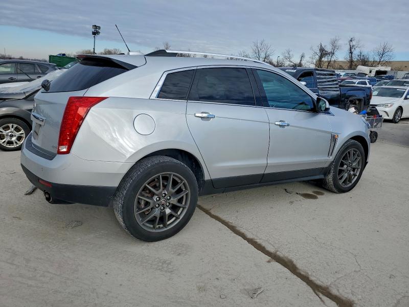 Photo 3 from auction – 2016 CADILLAC SRX PREMIU with VIN 3GYFNDE32GS575039