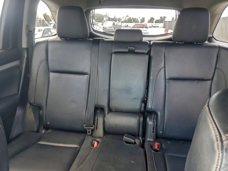 Photo 10 from auction – 2015 TOYOTA HIGHLANDER with VIN 5TDKKRFHXFS048101