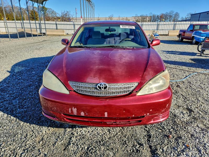 Photo 5 from auction – 2002 TOYOTA CAMRY LE with VIN 4T1BE32K72U026631