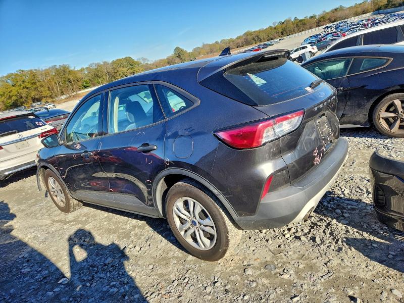 Photo 2 from auction – 2020 FORD ESCAPE S with VIN 1FMCU0F65LUA46235