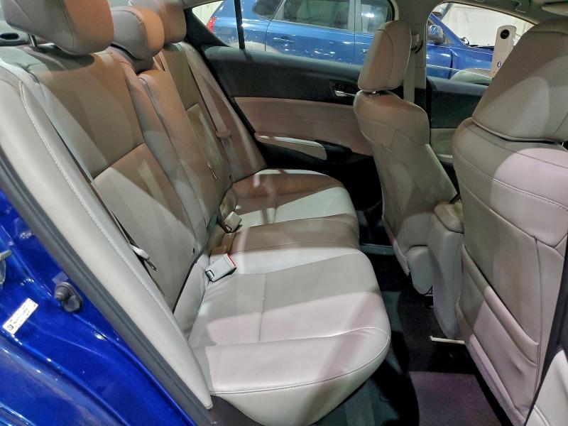 Photo 10 from auction – 2016 ACURA ILX BASE W with VIN 19UDE2F33GA021754