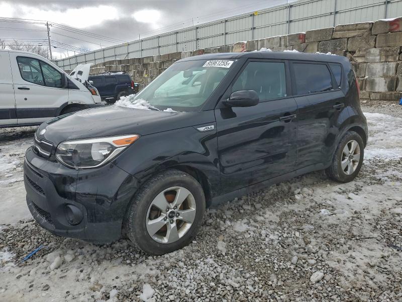 KIA SOUL 2017 with VIN KNDJN2A23H7492463 - Photo from auction