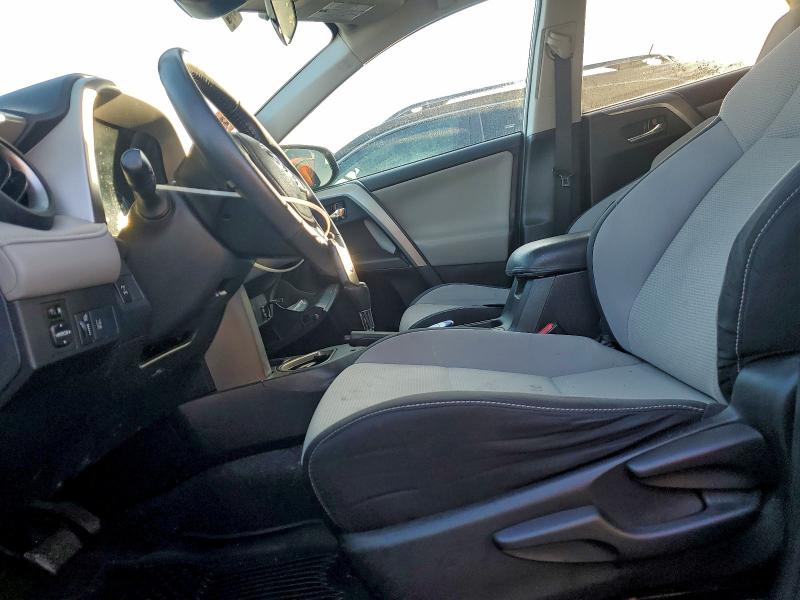 Photo 7 from auction – 2017 TOYOTA RAV4 with VIN 2T3RFREV8HW690750