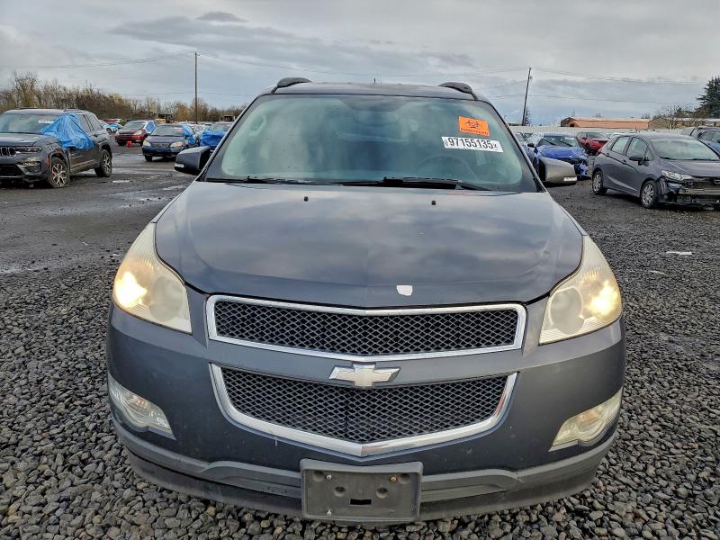 Photo 5 from auction – 2010 CHEVROLET TRAVERSE L with VIN 1GNLRFED3AS143894