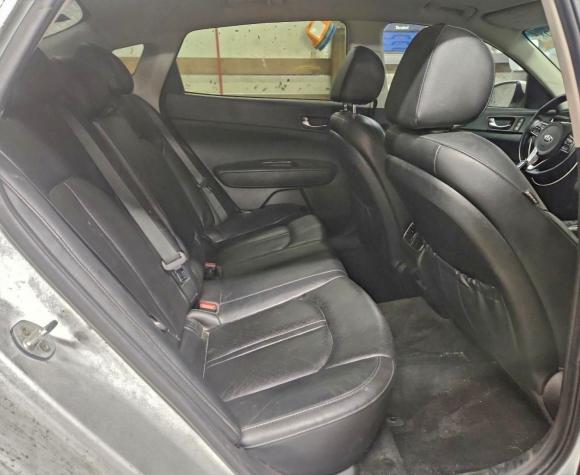 Photo 10 from auction – 2018 KIA OPTIMA EX with VIN 5XXGU4L39JG205123