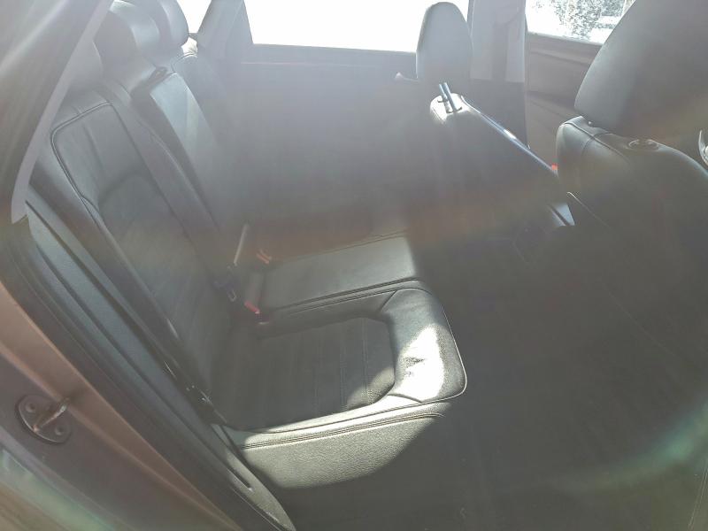 Photo 10 from auction – 2015 VOLKSWAGEN PASSAT with VIN 1VWCS7A36FC062855