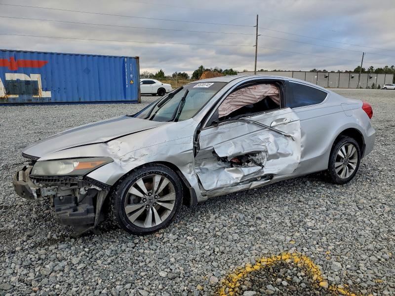 HONDA ACCORD EXL 2012 with VIN 1HGCS1B87CA011142 - Photo from auction
