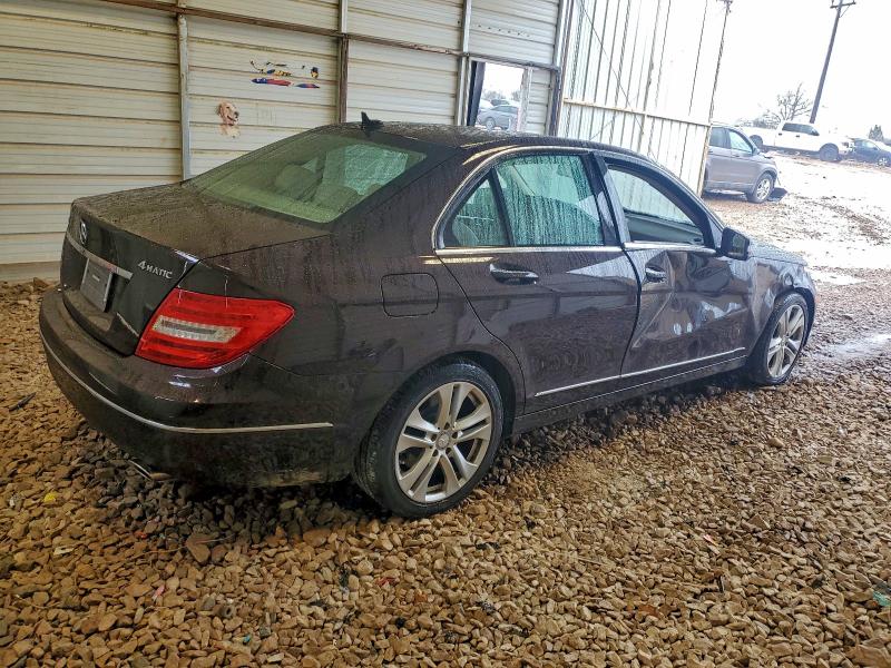Photo 3 from auction – 2012 MERCEDES-BENZ C 300 4MAT with VIN WDDGF8BB9CF892864