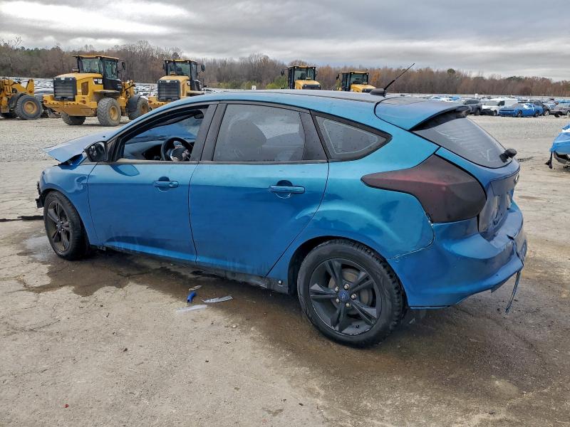 Photo 2 from auction – 2014 FORD FOCUS SE with VIN 1FADP3K21EL426272