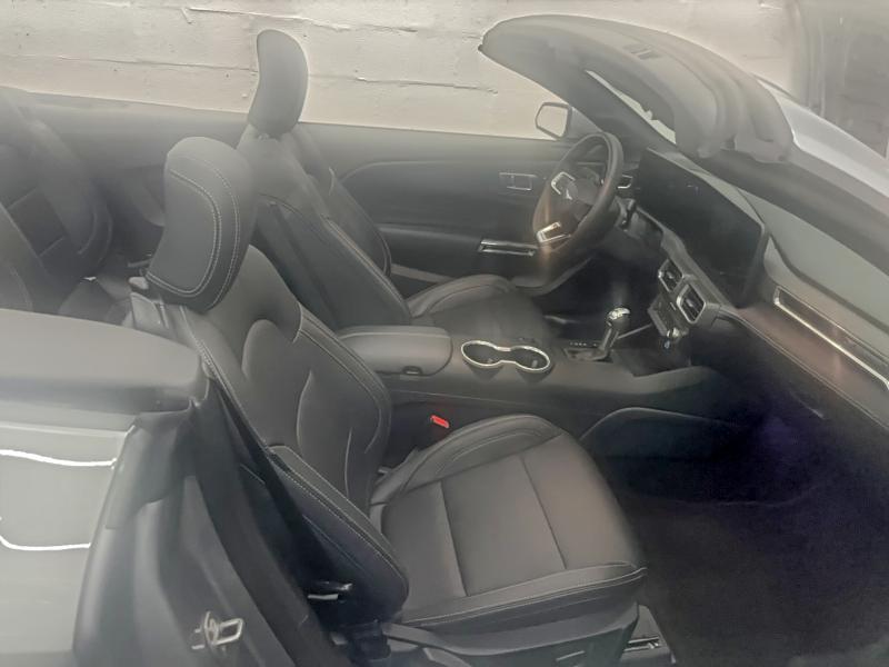 Photo 5 from auction – 2025 FORD MUSTANG with VIN 1FAGP8UH7S5127591