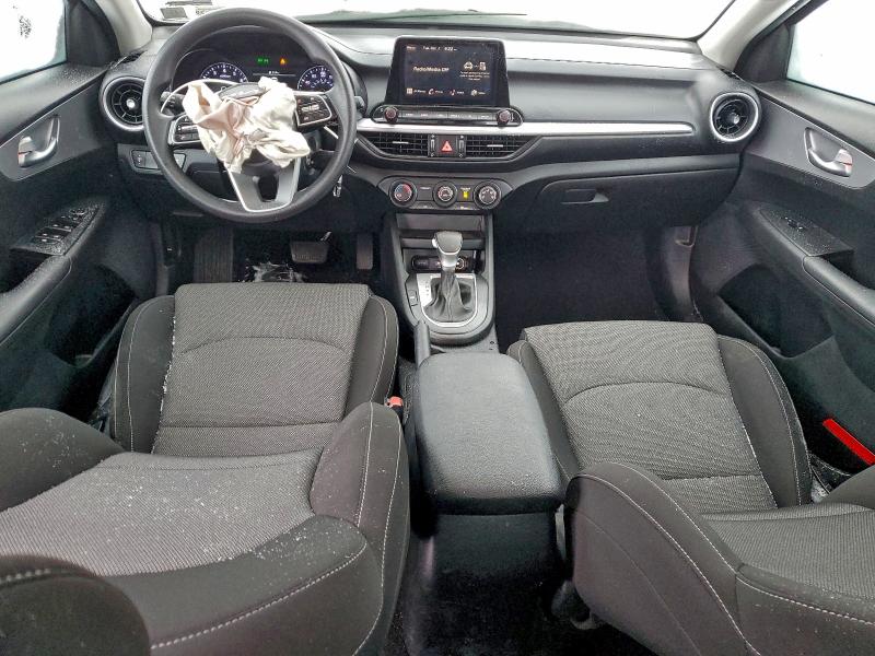 Photo 8 from auction – 2023 KIA FORTE LX with VIN 3KPF24AD0PE611077