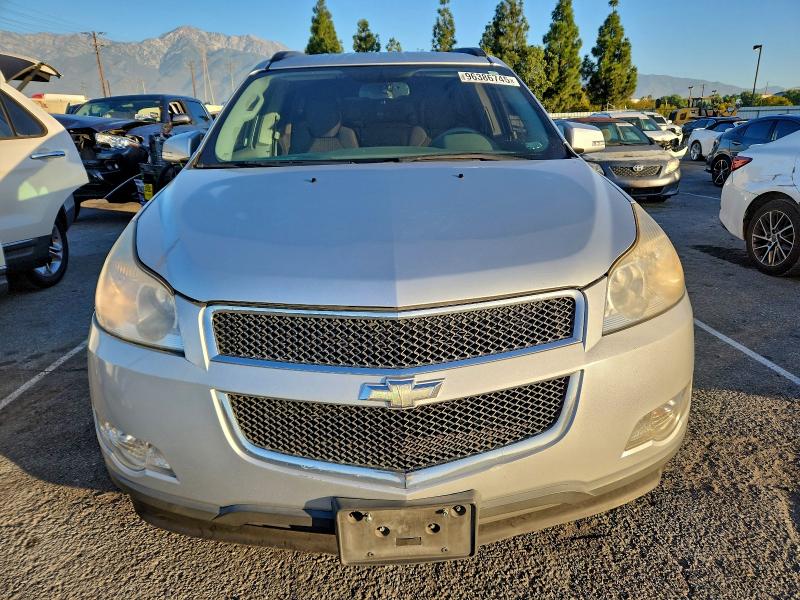 Photo 5 from auction – 2011 CHEVROLET TRAVERSE L with VIN 1GNKRGED6BJ246364