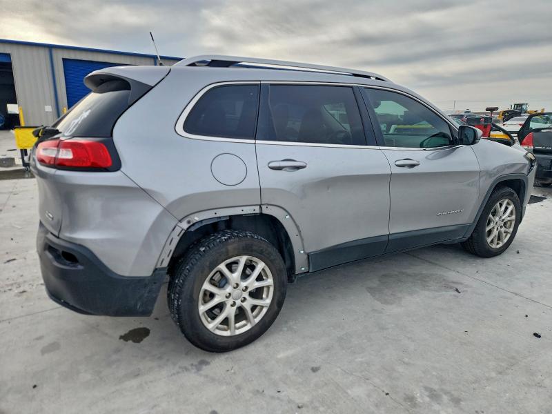 Photo 3 from auction – 2017 JEEP CHEROKEE L with VIN 1C4PJLCS6HW514728