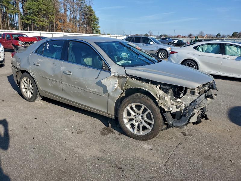 Photo 4 from auction – 2015 CHEVROLET MALIBU 1LT with VIN 1G11C5SL8FF291054