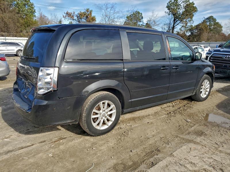 Photo 3 from auction – 2015 DODGE GRAND CARA with VIN 2C4RDGCG8FR745073