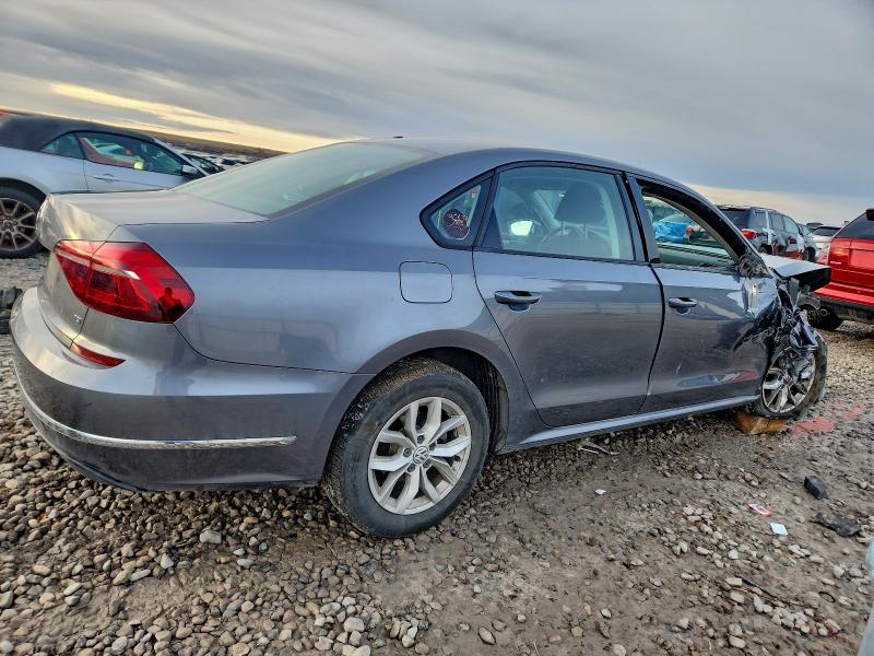 Photo 3 from auction – 2018 VOLKSWAGEN PASSAT with VIN 1VWAA7A35JC024388