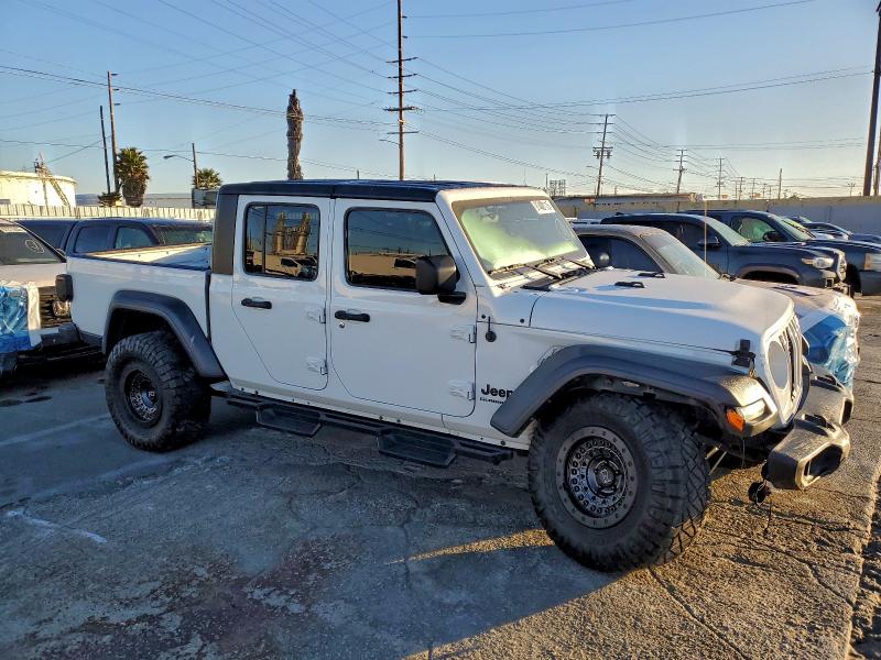 Photo 4 from auction – 2020 JEEP GLADIATOR with VIN 1C6HJTAG5LL176484