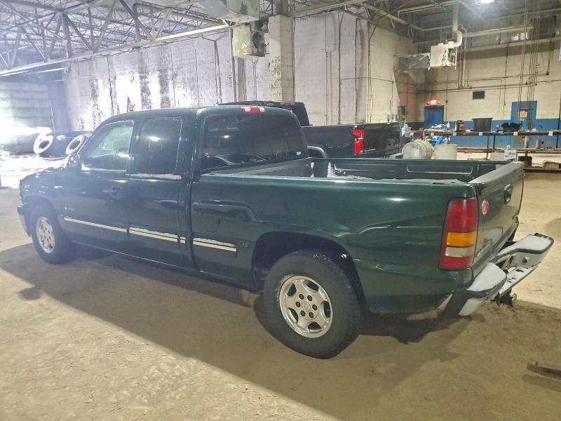 Photo 2 from auction – 2002 CHEVROLET SILVERADO with VIN 2GCEC19T821308170