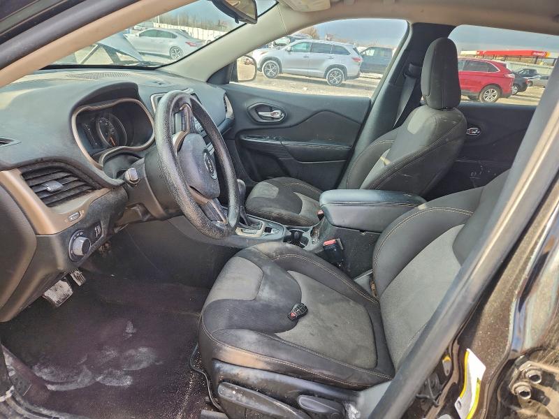 Photo 7 from auction – 2016 JEEP CHEROKEE S with VIN 1C4PJLAB7GW282402