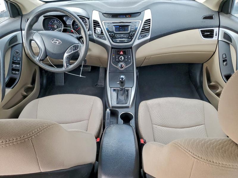 Photo 8 from auction – 2016 HYUNDAI ELANTRA SE with VIN 5NPDH4AEXGH683544