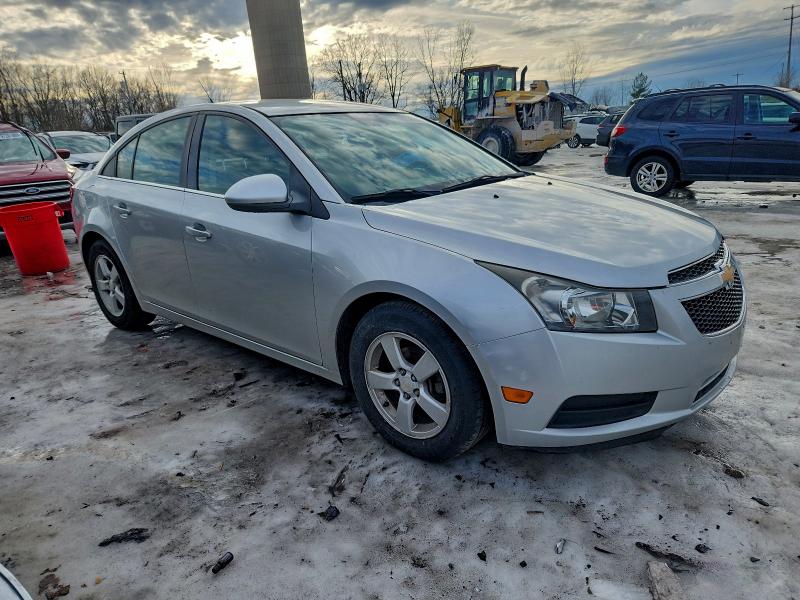 Photo 4 from auction – 2014 CHEVROLET CRUZE with VIN 1G1PC5SB4E7459427
