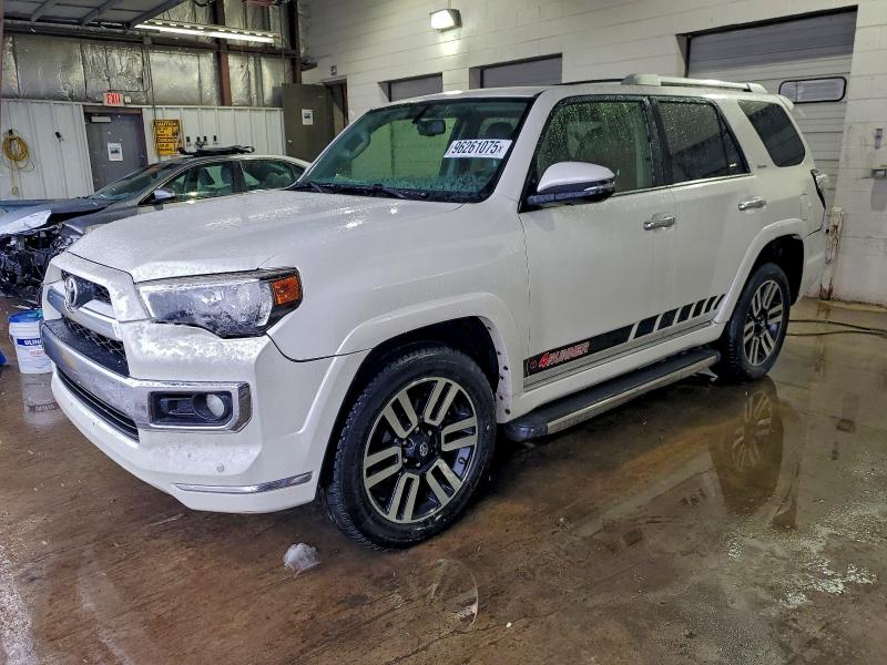 TOYOTA 4RUNNER SR 2016 with VIN JTEBU5JR7G5327883 - Photo from auction