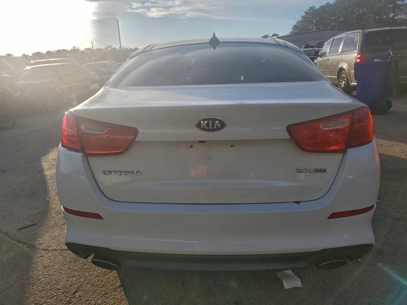 Photo 6 from auction – 2015 KIA OPTIMA EX with VIN 5XXGN4A75FG472365