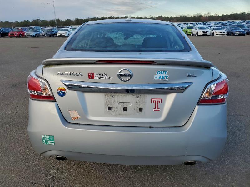 Photo 6 from auction – 2015 NISSAN ALTIMA with VIN 1N4AL3AP0FN376773