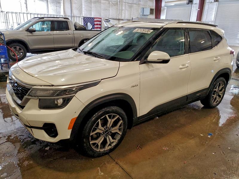 KIA SELTOS EX 2022 with VIN KNDERCAA1N7295306 - Photo from auction