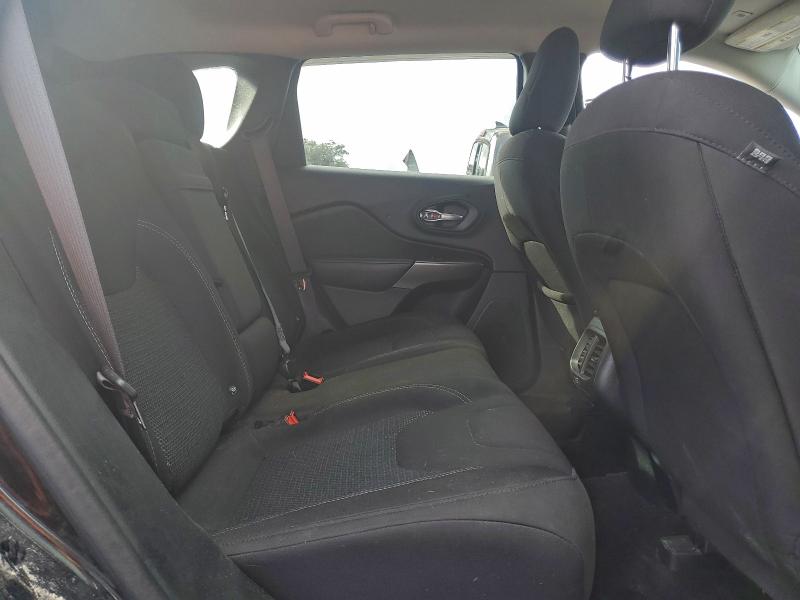 Photo 10 from auction – 2019 JEEP CHEROKEE L with VIN 1C4PJLCBXKD134472