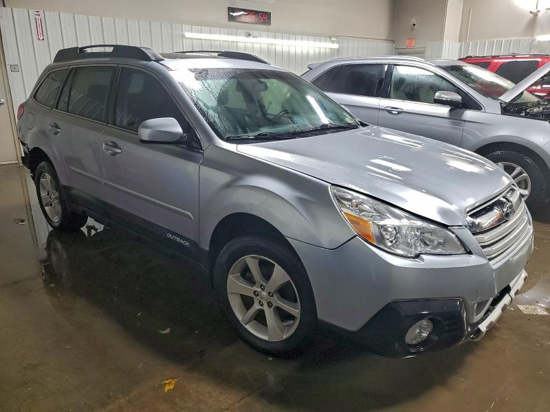 Photo 4 from auction – 2013 SUBARU OUTBACK 2. with VIN 4S4BRCLC2D3216793