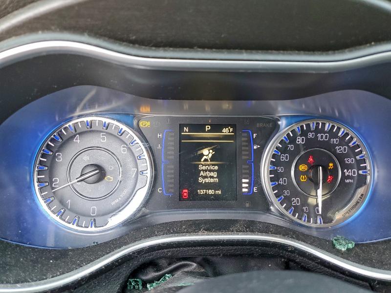 Photo 9 from auction – 2016 CHRYSLER 200 LIMITE with VIN 1C3CCCAB3GN137103