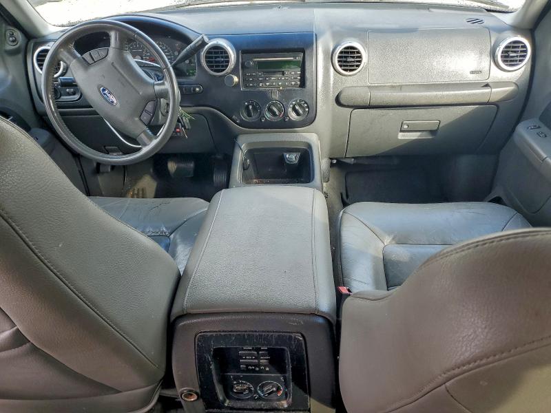 Photo 8 from auction – 2003 FORD EXPEDITION with VIN 1FMRU15W73LC26730