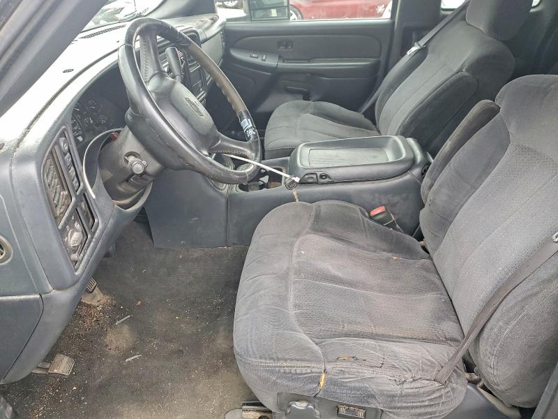 Photo 7 from auction – 2000 CHEVROLET SILVERADO with VIN 1GCEK19T0YE116641