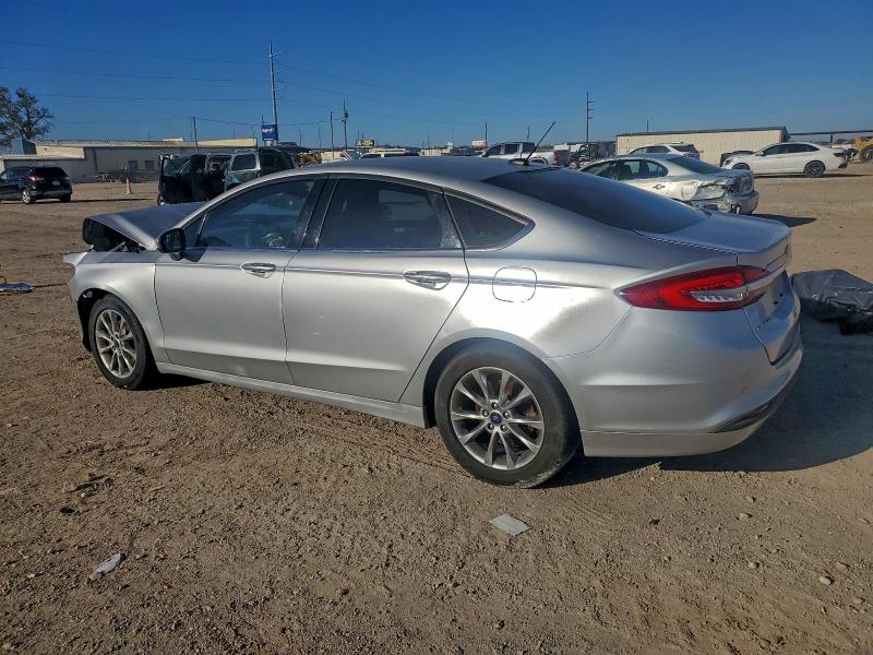 Photo 2 from auction – 2017 FORD FUSION SE with VIN 3FA6P0HDXHR273915