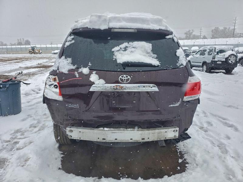 Photo 6 from auction – 2013 TOYOTA HIGHLANDER with VIN 5TDBK3EH2DS234355